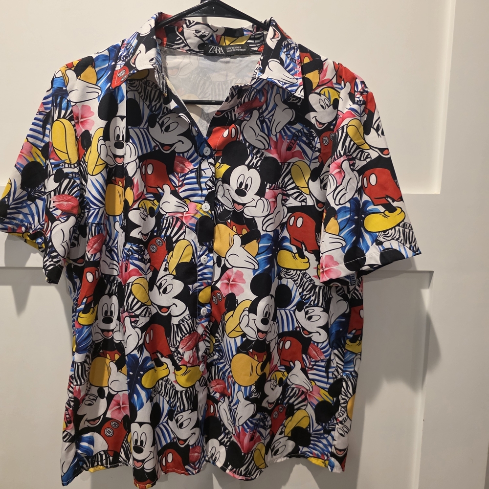 Zara Disney World Mickey Mouse Hawaiian Aloha Short Sleeve Shirt Vacation
